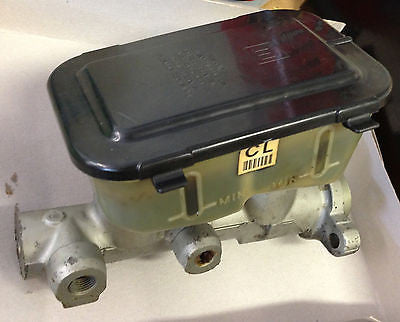 1981 CAMARO FIREBIRD POWER DISC BRAKE MASTER CYLINDER ORIGNAL GM USED CALIFORNIA